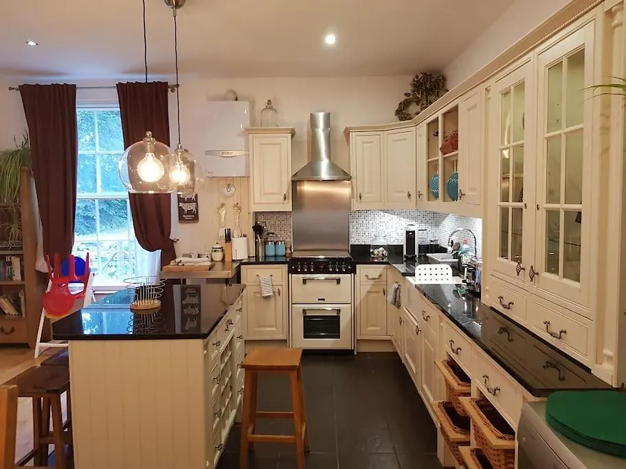 Country House Horton  Horton (Berkshire)