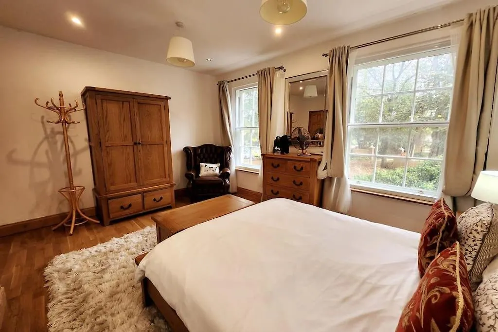 Country House Horton  Horton (Berkshire)